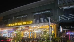 Tòa nhà nơi căn hộ tọa lạc