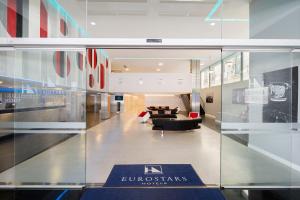 Posedenie v ubytovaní Eurostars Central