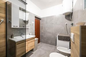 Łazienka w obiekcie Villa Chervil ZadarVillas