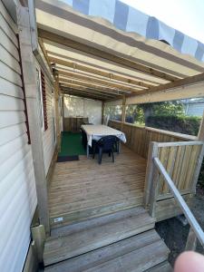 Gallery image of Mobilhome Camping Les Charmettes - Fun pass non inclus in Les Mathes