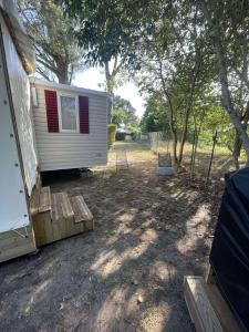 Gallery image of Mobilhome Camping Les Charmettes - Fun pass non inclus in Les Mathes