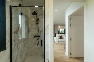 Et badeværelse på Casa vacacional Mar y Cuera + 42 billeder