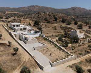 an aerial view of a house in the desert at Almira apartment Sivas village in Sívas
