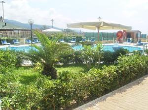 The swimming pool at or close to Hotel Residence Riviera Calabra