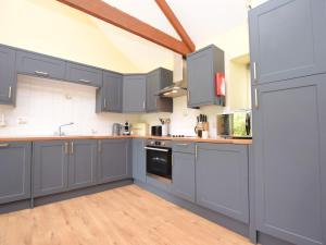 Η κουζίνα ή μικρή κουζίνα στο 1 Bed in Padstow 75736