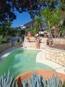 Πισίνα στο ή κοντά στο NSM Villa Carlotta E Villa Guarda che Mare con vista panoramica