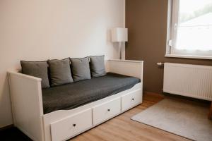 Prostor za sedenje u objektu CLAUS RESCH APPARTEMENTS - E-Bike, Wandern, Minigolf, Familie, Urlaub an der Weinstraße