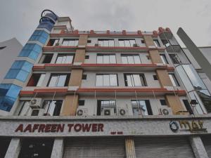 Tòa nhà nơi khách sạn tọa lạc
