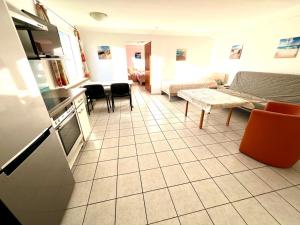 Η κουζίνα ή μικρή κουζίνα στο Wohnung mit 4 Betten in Karben