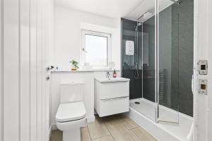 Koupelna v ubytování Clifftop Cottage