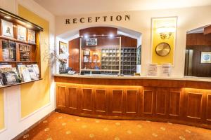 Vstupní hala nebo recepce v ubytování Hotel Flora