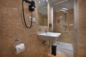 Koupelna v ubytování Boutique Residence by Little King