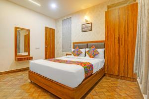 Gallery image of FabHotel Emerald Suites - Near MG Road Metro Station in Bengaluru