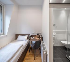 Koupelna v ubytování acor Boutique Hotel + 37 fotografií