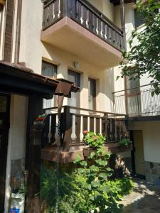 Balkón nebo terasa v ubytování Guest house Skabrin