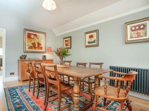 Χώρος καθιστικού στο Wheelwright Cottages +28 φωτογραφίες