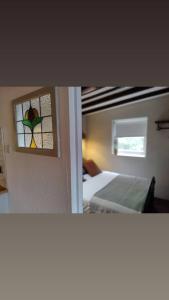 Posteľ alebo postele v izbe v ubytovaní Corcreggan Mill B&B, Self-Catering & Glamping