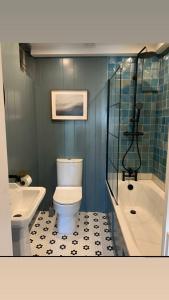 Kúpeľňa v ubytovaní Corcreggan Mill B&B, Self-Catering & Glamping