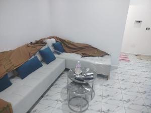 Χώρος καθιστικού στο Tantana chat mariem