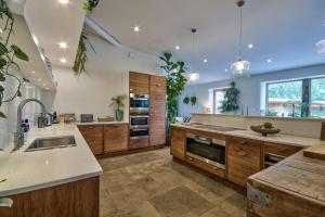 CropredyにあるThe Plant House by Group Retreatsのギャラリーの写真