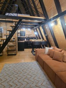 Χώρος καθιστικού στο Rovni lake house