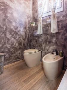 A bathroom at La Finestra