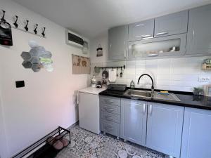 Dapur atau dapur kecil di Mirka