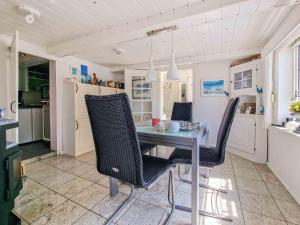 Dapur atau dapur kecil di Goode Wind +19 gambar