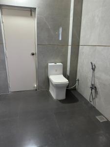 Baðherbergi á Villa Orchidia with Private Pool 3BR by Homeyhuts