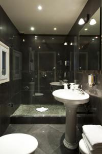 Phòng tắm tại Hotel des Bains