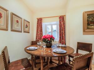 Φωτογραφία από το άλμπουμ του Barjols Cottage - Uk30096 σε Wiston