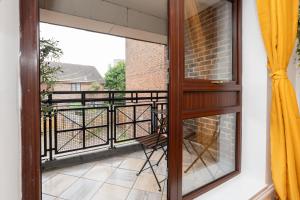 a view from the balcony of a house at Open Mind Property - Cozy 2 Bed Room & Free Parking in Portsmouth +20 photos