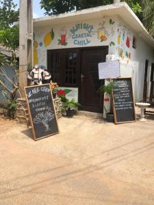 Sertifikat, penghargaan, tanda, atau dokumen yang dipajang di Trinco Be Cool Hostel