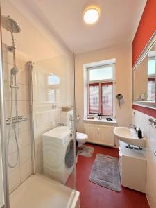 Koupelna v ubytování Gemütliches Apartment im Zentrum - Nähe Bahnhof - WLAN - SMART-TV