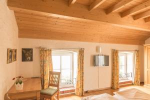 TV a/nebo společenská místnost v ubytování Hotel Leander