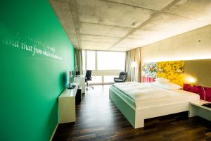 Postel nebo postele na pokoji v ubytování HOTEL APART - Welcoming l Urban Feel l Design + 26 fotografií