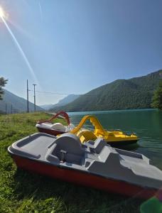 Foto dalla galleria di Apartman Ćalasan a Plužine Altre 23 foto