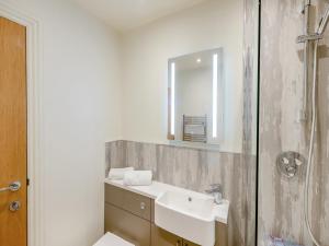 Galería fotográfica de Swift - Uk48160 en Filey