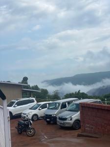 Fotografie z fotogalerie ubytování The Breeze Valley v destinaci Mahábalešvár