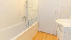 Afbeelding uit fotogalerij van Villa Giulia - Italian Homing in Soiano del Lago