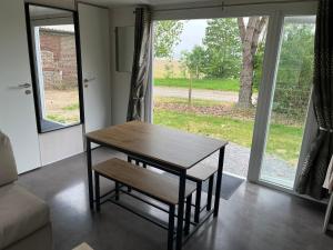 O grădină în afara bungalow de l'escaut +5 fotografii