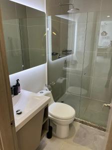 Koupelna v ubytování 1H Encanto Rentals @ Sunno Beach