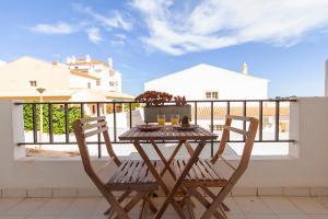 Μπαλκόνι ή βεράντα στο Miralvor 2 Bed Apartment in Alvor