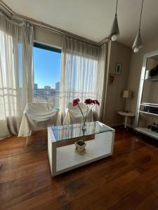 Η κουζίνα ή μικρή κουζίνα στο Inmejorable departamento en Ciudad de Mendoza, con piscina