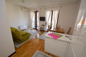 Foto da galeria de Apartment Mirjana em Budva