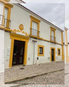 Budova, kde se prázdninový dům nachází + 15 fotografií