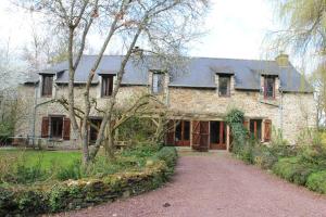 Κήπος έξω από το Gîte de Beltaine en Brocéliande SPA et bain nordique +15 φωτογραφίες