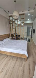 Postel nebo postele na pokoji v ubytování cosy apartment