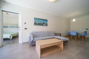 Posedenie v ubytovaní Apartaments Lamoga- Spai