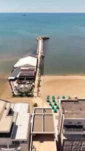 Фотография из галереи Klebrido Hotel and Restaurant в Дурресе +133 фотографии